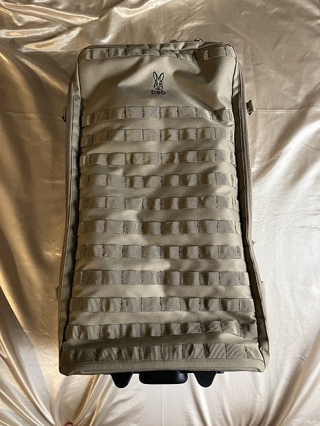 DODのキャンプ用のスーツケース